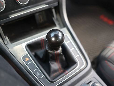 Used 2015 Volkswagen GTI S image 42