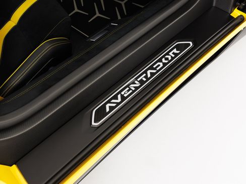 Used 2016 Lamborghini Aventador LP 750-4 Superveloce AWD/4WD image 47