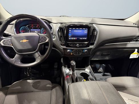 Used 2020 Chevrolet Traverse LT w/ LPO, Blackout Package image 10
