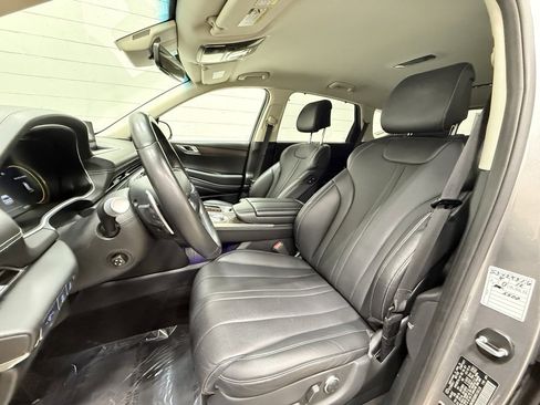 Used 2024 Genesis GV80 2.5T image 26