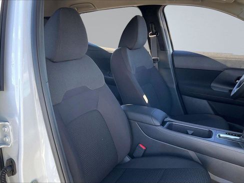 New 2026 Nissan Kicks S image 8