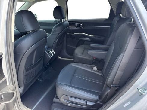 Certified 2023 Kia Sorento EX AWD/4WD image 12