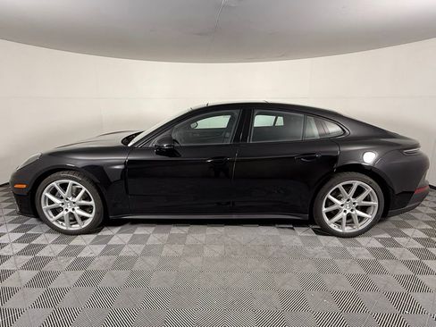 New 2025 Porsche Panamera image 2