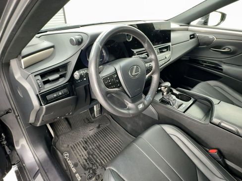 Certified 2024 Lexus ES 300h F Sport w/ Accessory Package (Z2) image 4