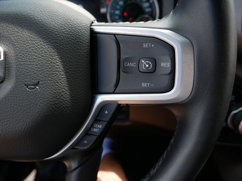 Used 2023 RAM 1500 Big Horn AWD/4WD image 29