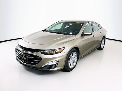 Used 2024 Chevrolet Malibu LT image 3