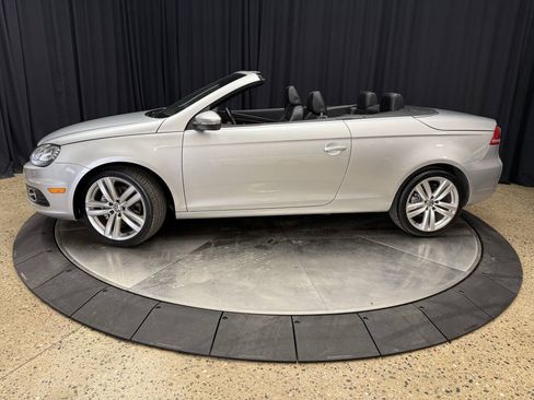 Used 2012 Volkswagen Eos Lux FWD image 14