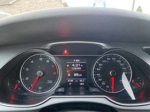 Used 2016 Audi A4 2.0T Premium Plus image 31