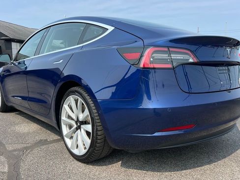 Used 2018 Tesla Model 3 Long Range image 5