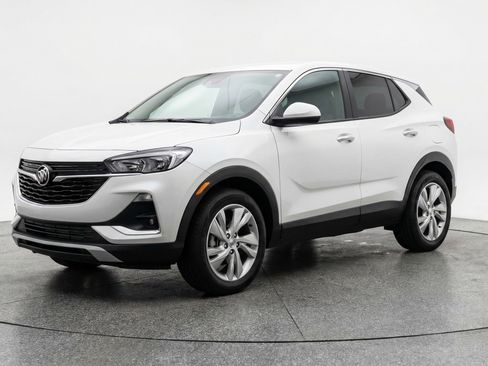 Used 2025 Buick Encore GX Preferred image 3