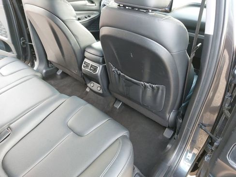 Used 2023 Hyundai Santa Fe SEL w/ Premium Package image 11