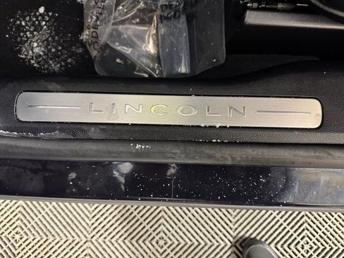 Certified 2023 Lincoln Corsair Reserve w/ Equipment Group 202A image 17