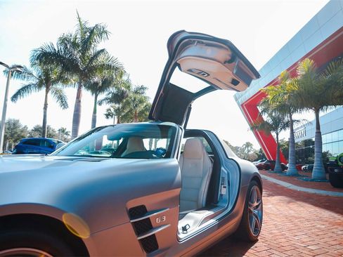 Used 2012 Mercedes-Benz SLS AMG Coupe image 41