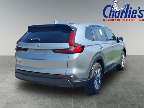 Used 2024 Honda CR-V EX image 4