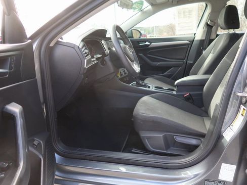 Used 2019 Volkswagen Jetta S image 10
