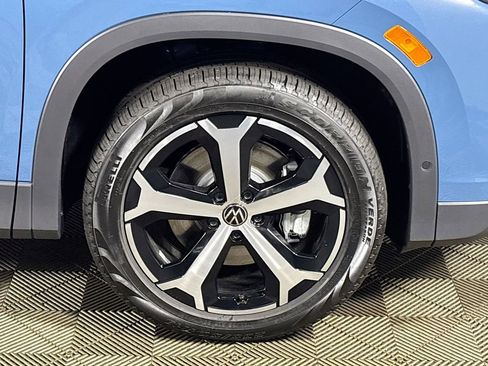 New 2026 Volkswagen Tiguan SE image 23