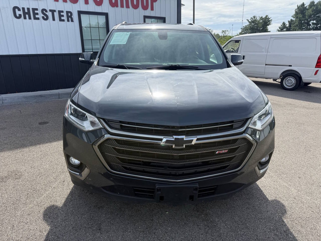 Used 2019 Chevrolet Traverse RS FWD image 2