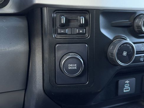 Used 2023 Ford F250 XL w/ 360-Degree Camera Package image 21