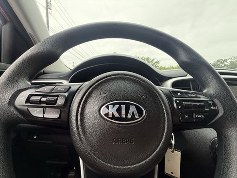 Used 2016 Kia Sorento LX FWD image 24