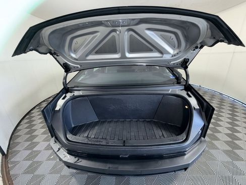 Used 2025 Tesla Cybertruck AWD Crew Cab image 29