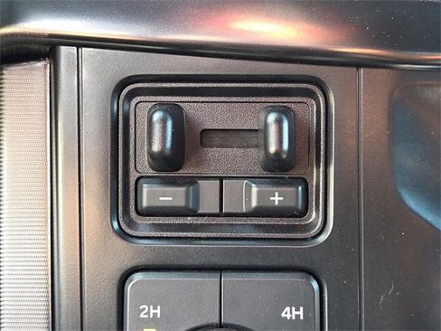 Used 2024 Ford F150 Platinum image 25