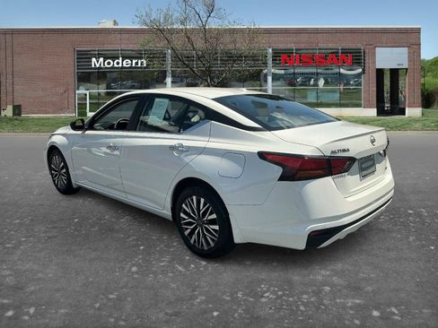 Certified 2024 Nissan Altima 2.5 SV AWD/4WD image 2