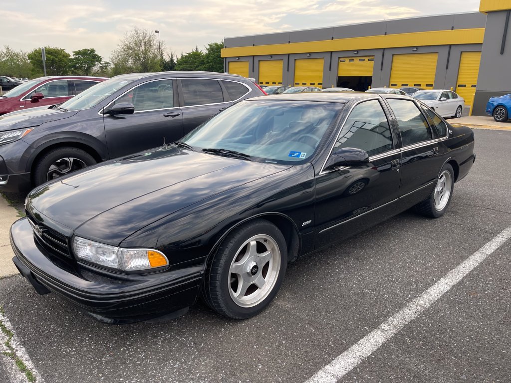 Used 1995 Chevrolet Impala SS RWD image 4