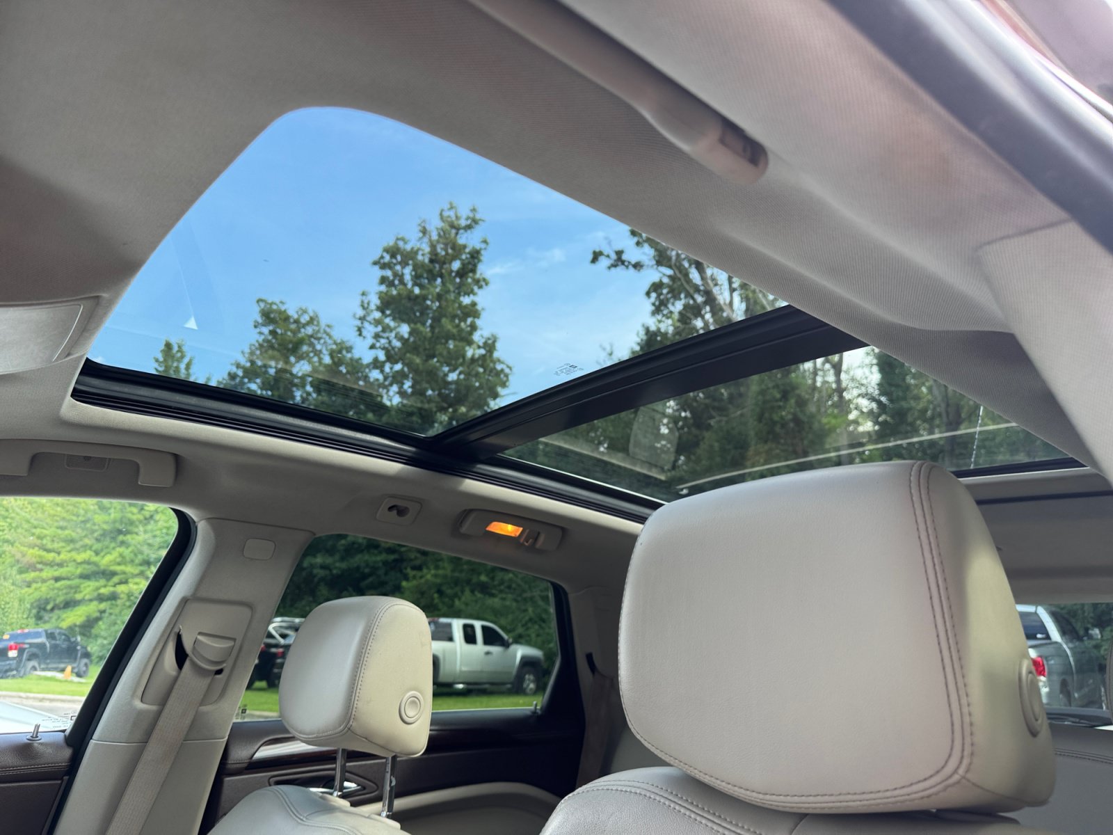 Used 2015 Cadillac SRX Performance w/ Driver Awareness Package AWD/4WD image 16