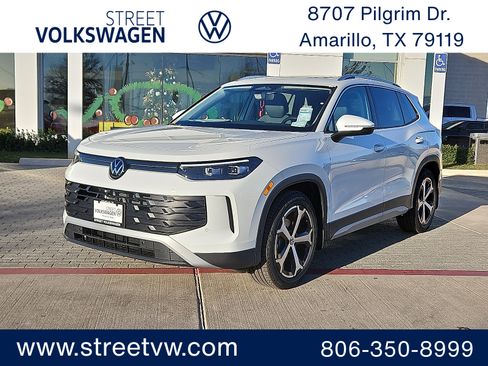 New 2026 Volkswagen Tiguan SE image 1