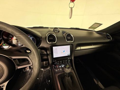 Certified 2024 Porsche 718 Cayman GT4 RS image 37