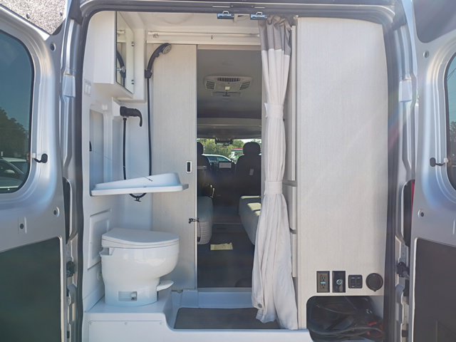 Used 2024 RAM ProMaster 3500 w/ Storage Group FWD image 23