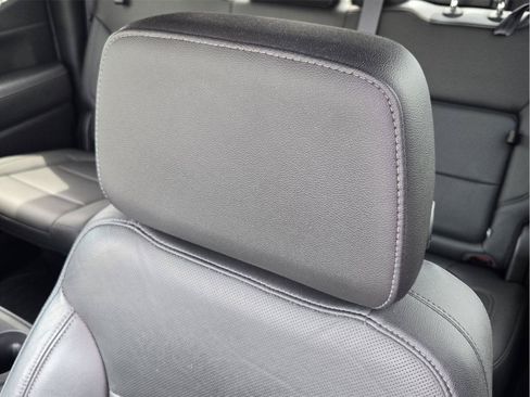 Used 2019 GMC Sierra 1500 SLT AWD/4WD image 22