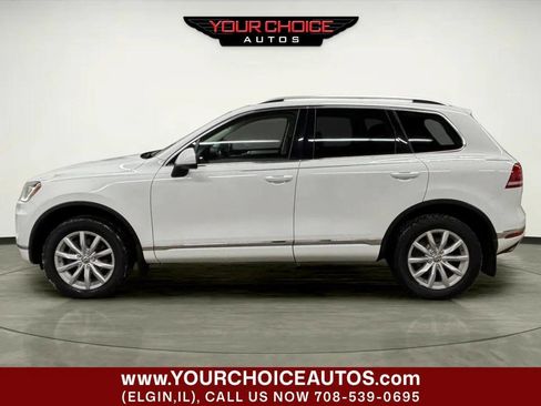 Used 2016 Volkswagen Touareg VR6 image 2