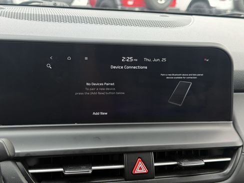 Used 2025 Kia Seltos EX FWD image 41