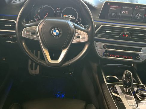 Used 2019 BMW 740i w/ Executive Package RWD image 15