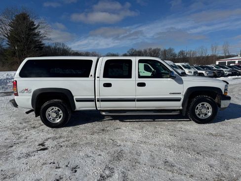 Used 2002 Chevrolet Silverado 1500 LT w/ Off-Road Skid Plate Pkg image 6