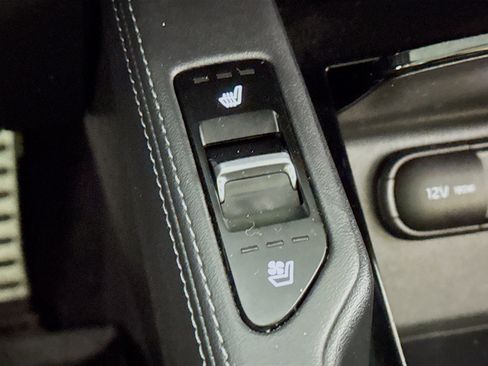 Used 2022 Kia Telluride SX w/ Towing Package image 5