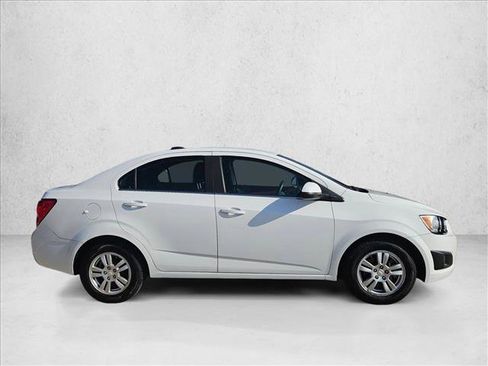Used 2015 Chevrolet Sonic LT image 3