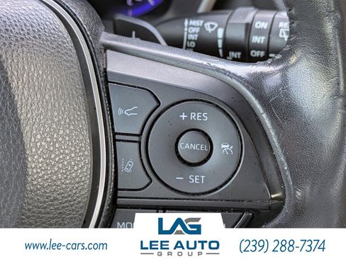 Used 2019 Toyota Corolla XSE image 20