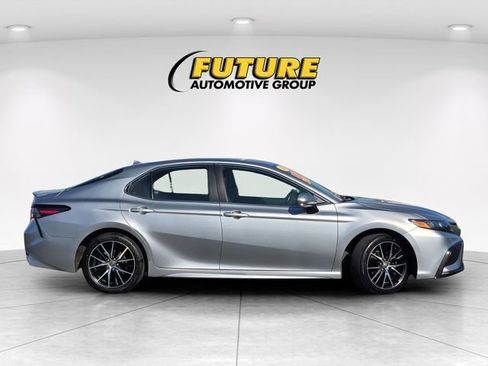 Certified 2024 Toyota Camry SE w/ Convenience Package FWD image 4