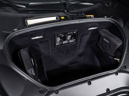Used 2019 Ferrari 488 Pista Coupe RWD image 18