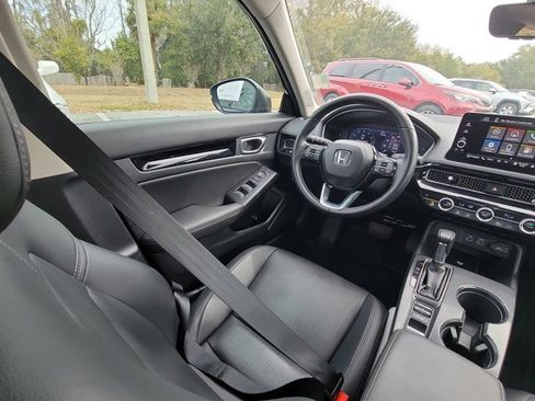 Used 2024 Honda Civic Touring image 7