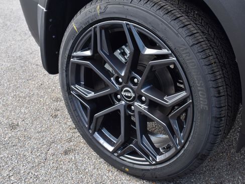 New 2026 Nissan Kicks SR w/ SR Premium Package image 12