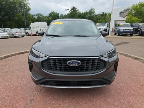 Used 2025 Ford Escape Active AWD/4WD image 8
