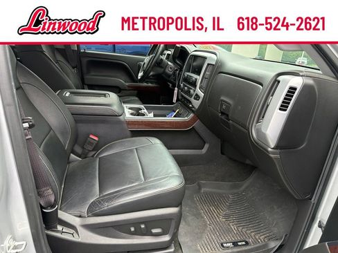 Used 2016 GMC Sierra 1500 SLT w/ SLT Premium Package AWD/4WD image 10