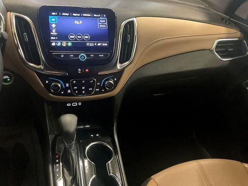 Used 2023 Chevrolet Equinox Premier image 21
