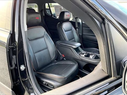 Used 2023 GMC Acadia AT4 w/ Preferred Package AWD/4WD image 11