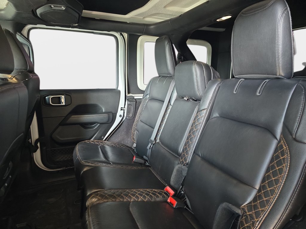 Used 2021 Jeep Wrangler Unlimited Sahara AWD/4WD image 14