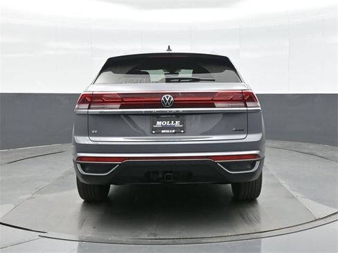 New 2026 Volkswagen Atlas Cross Sport SE image 6