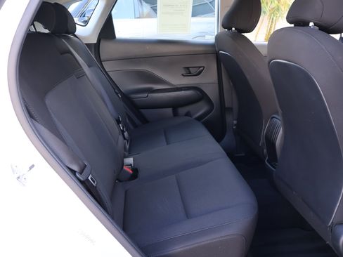 Used 2024 Hyundai Kona SE image 20